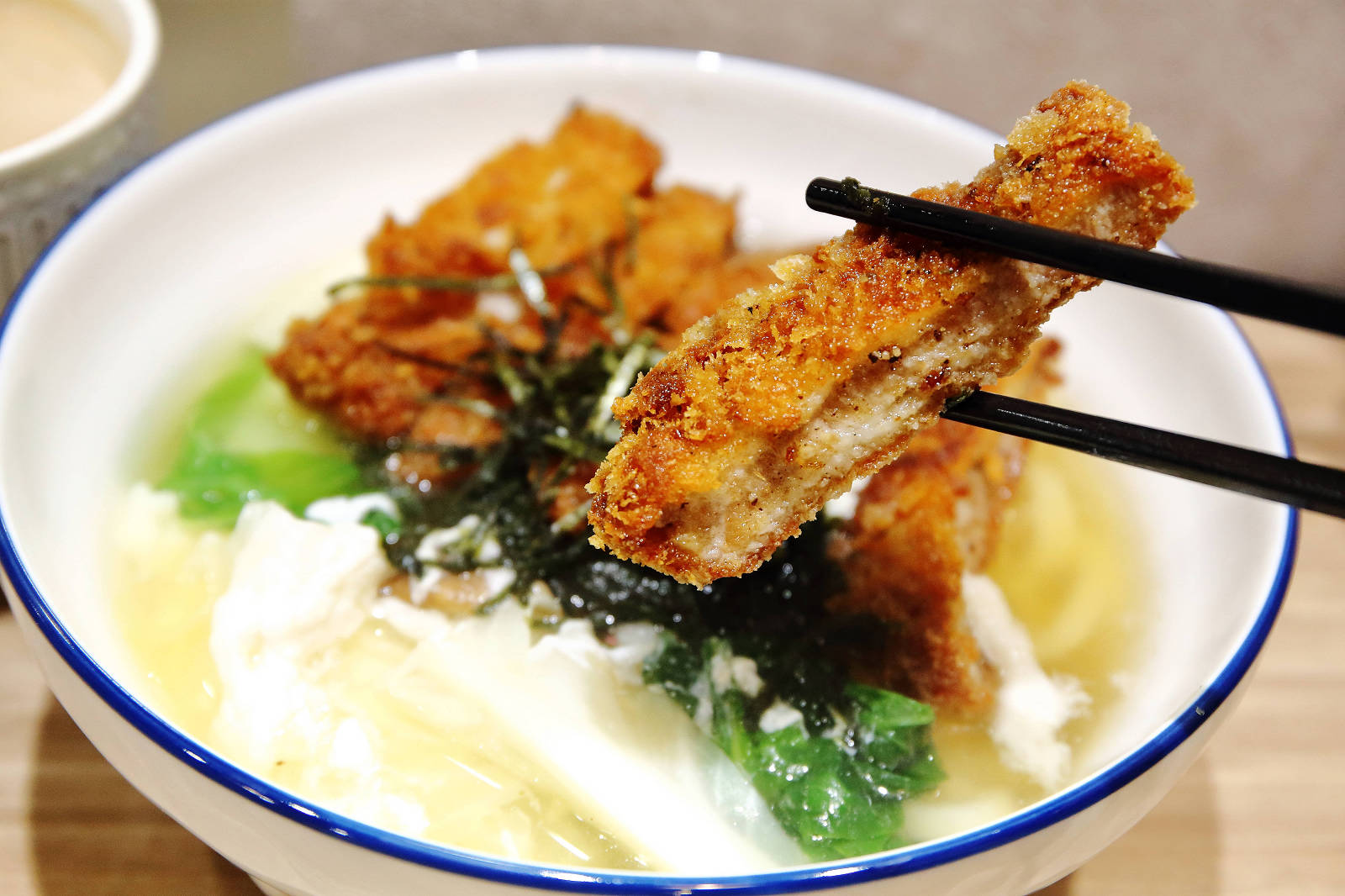 蘆洲必訪的寵物友善早午餐-樸樂蘆洲永平店，大份量早午餐又有可愛店狗，任點無雷