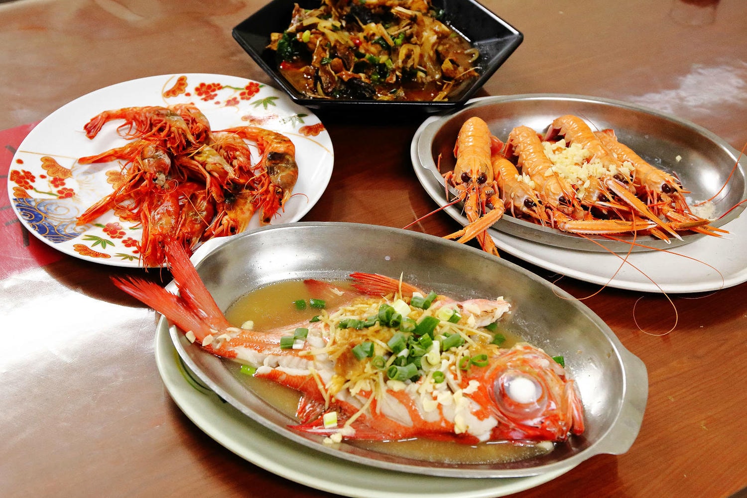 宜蘭大溪魚港初體驗+大溪漁港最強海鮮餐廳-小老闆代客料理,價格很佛心CP值爆表(原阿雪姨海鮮) - 第44張圖 宜蘭大溪魚港初體驗+大溪漁港最強海鮮餐廳-小老闆代客料理,價格很佛心CP值爆表(原阿雪姨海鮮)