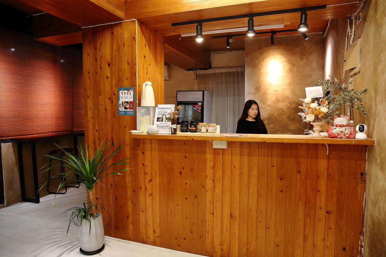 【迪化街伴手禮推薦】滿誠蜂蜜純蜂蜜專賣店,喝杯免費現沖蜂蜜飲,下午茶體驗、天然蜂產品 - 第5張圖 【迪化街伴手禮推薦】滿誠蜂蜜純蜂蜜專賣店,喝杯免費現沖蜂蜜飲,下午茶體驗、天然蜂產品