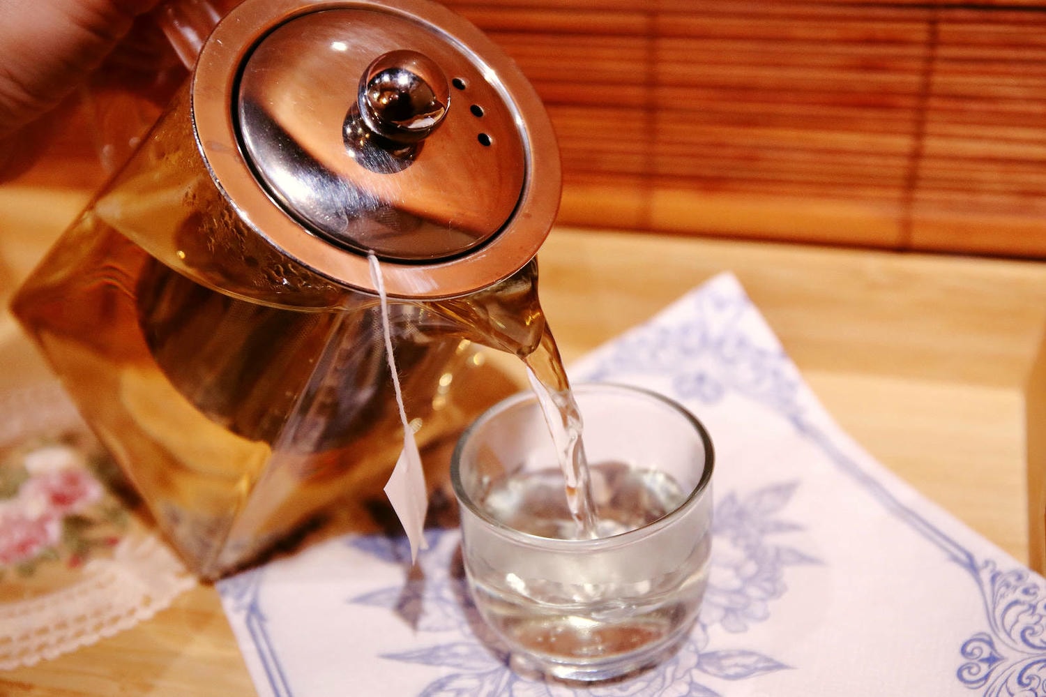 【迪化街伴手禮推薦】滿誠蜂蜜純蜂蜜專賣店,喝杯免費現沖蜂蜜飲,下午茶體驗、天然蜂產品 - 第37張圖 【迪化街伴手禮推薦】滿誠蜂蜜純蜂蜜專賣店,喝杯免費現沖蜂蜜飲,下午茶體驗、天然蜂產品
