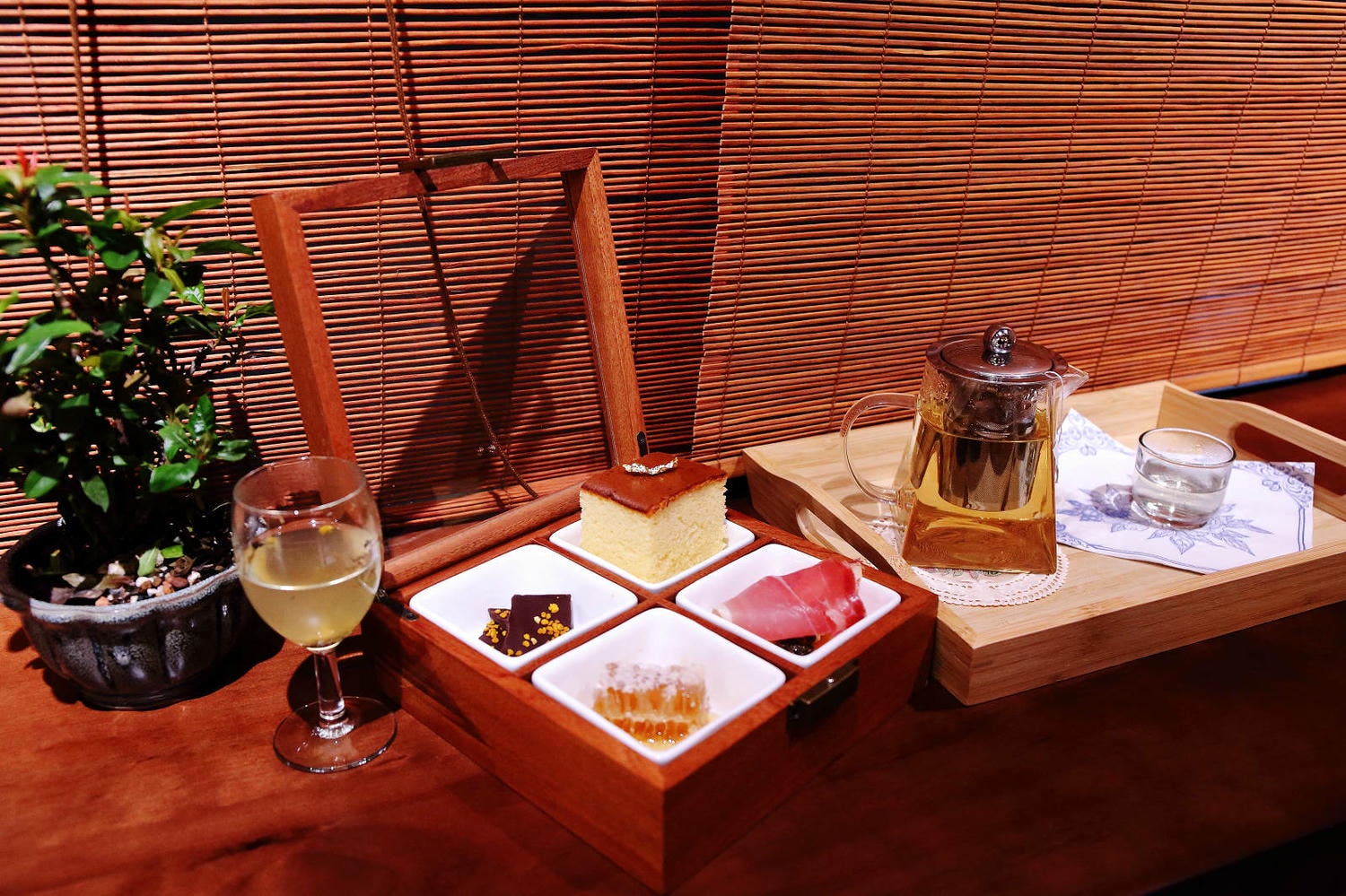 【迪化街伴手禮推薦】滿誠蜂蜜純蜂蜜專賣店,喝杯免費現沖蜂蜜飲,下午茶體驗、天然蜂產品 - 第23張圖 【迪化街伴手禮推薦】滿誠蜂蜜純蜂蜜專賣店,喝杯免費現沖蜂蜜飲,下午茶體驗、天然蜂產品