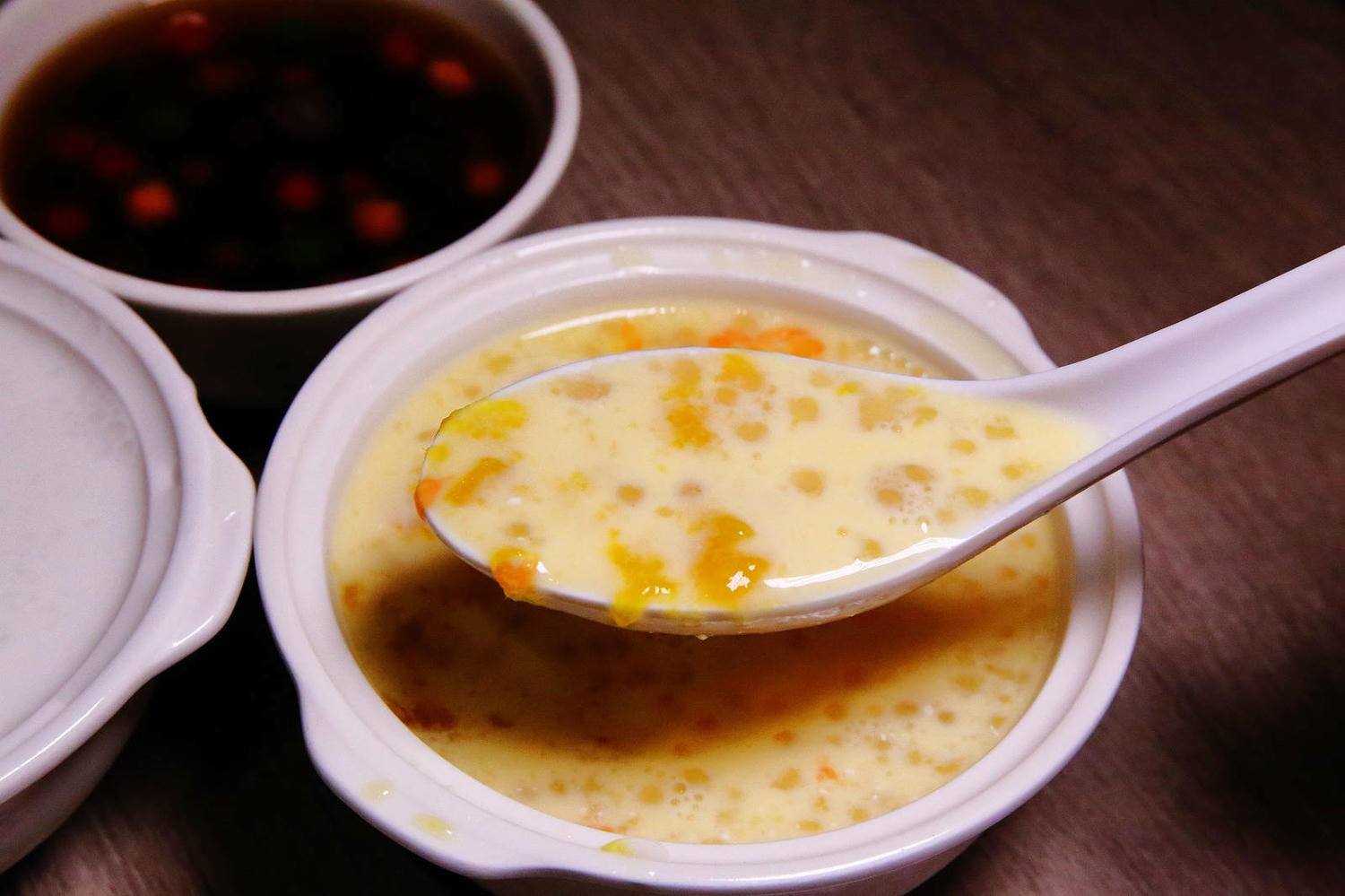 【中和港式點心】中和必吃平價港點「上手食客-中和福祥店」,提供免費無限續點的珍珠甜湯(寵物友善) - 第37張圖 【中和港式點心】中和必吃平價港點「上手食客-中和福祥店」,提供免費無限續點的珍珠甜湯(寵物友善)