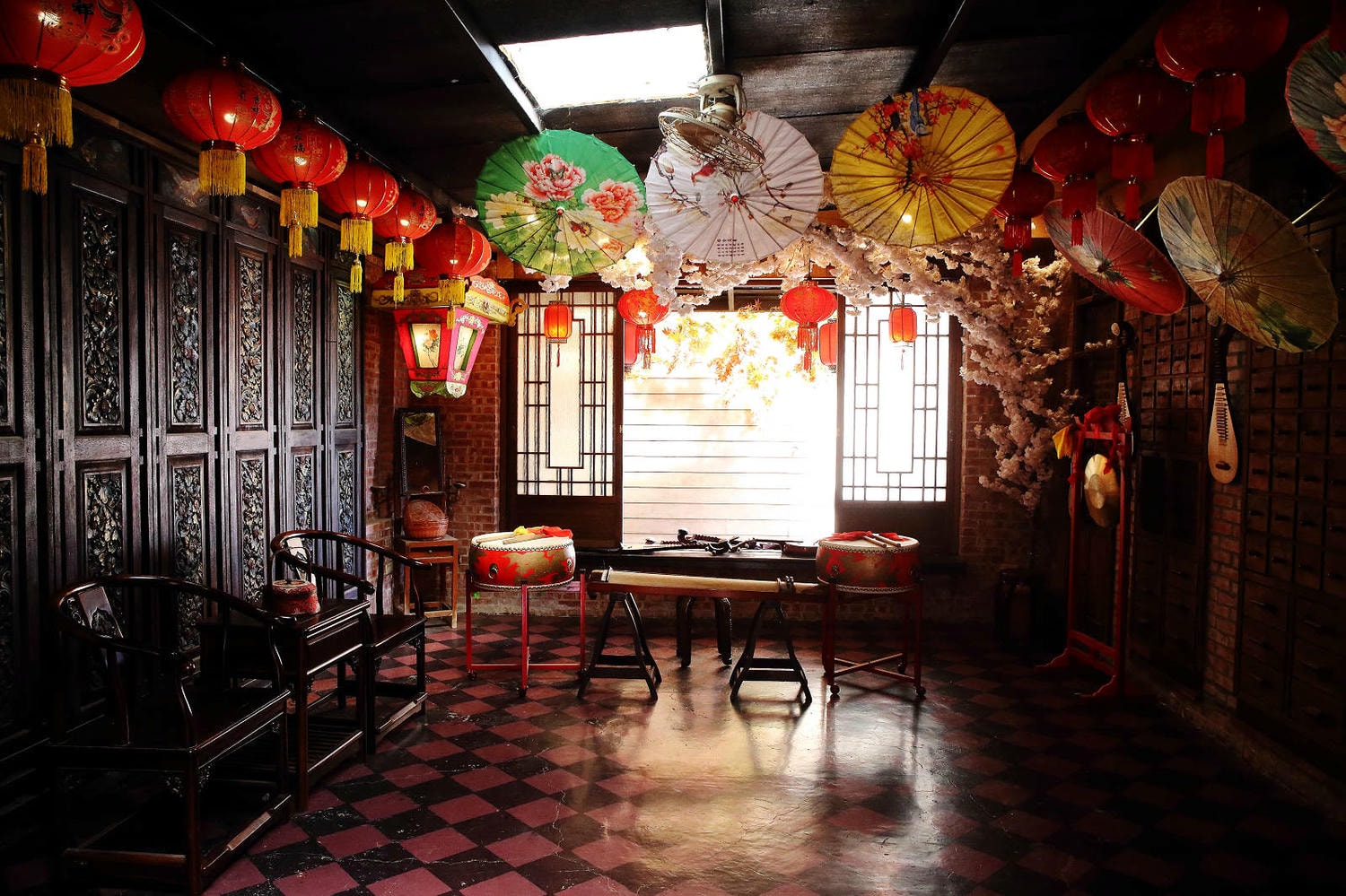 苗栗婚紗攝影基地-格林奇幻森林，「魔法城堡」為主題的夢幻拍照景點，網美必拍！