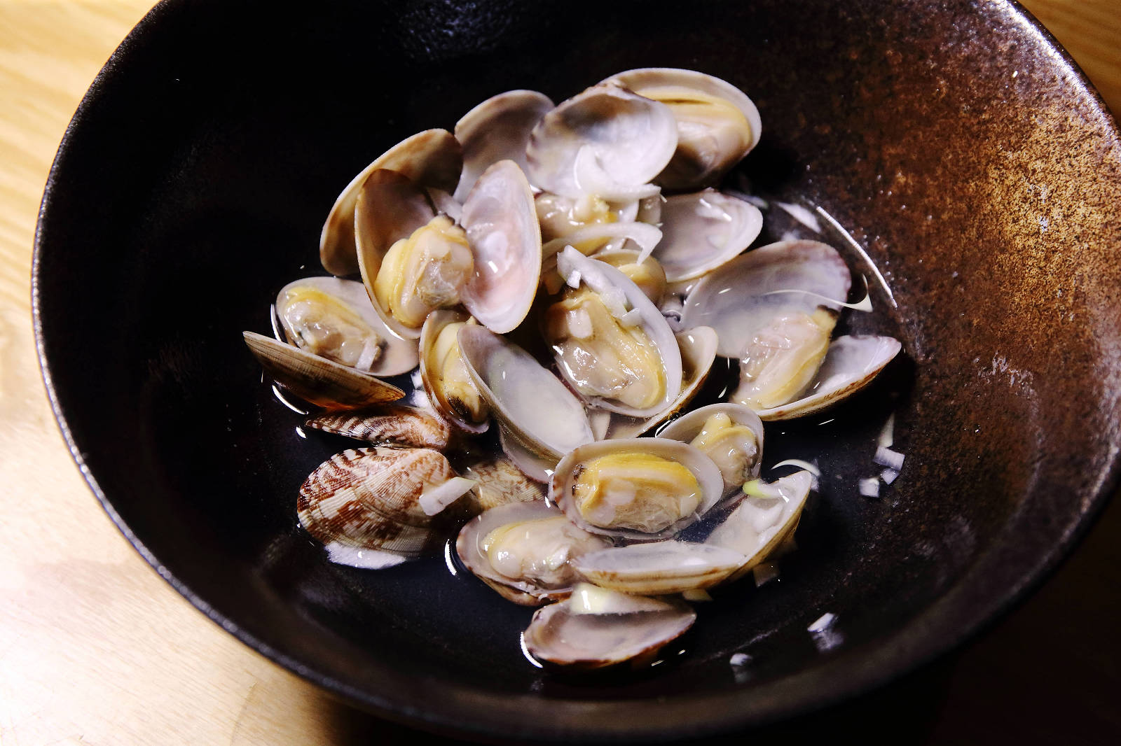 【三重居酒屋】神居居酒屋,隱藏巷弄中的深夜食堂,下班小酌好去處,只要$600就能無限暢飲? - 第16張圖 【三重居酒屋】神居居酒屋,隱藏巷弄中的深夜食堂,下班小酌好去處,只要$600就能無限暢飲?