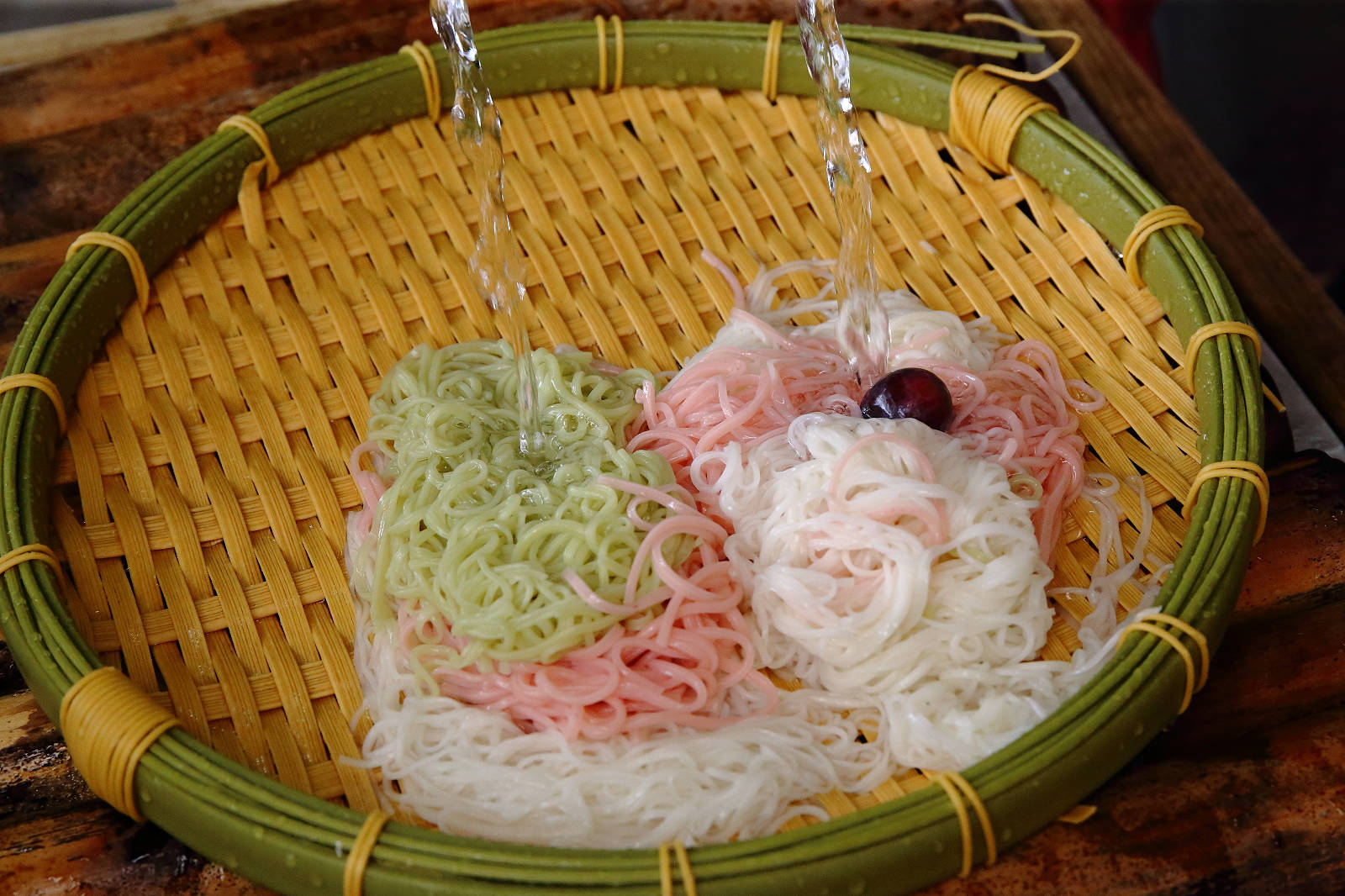 【石碇景點】許家手工麵線,流水麵、手作麵線DIY體驗,好吃新奇又好玩 - 第37張圖 【石碇景點】許家手工麵線,流水麵、手作麵線DIY體驗,好吃新奇又好玩