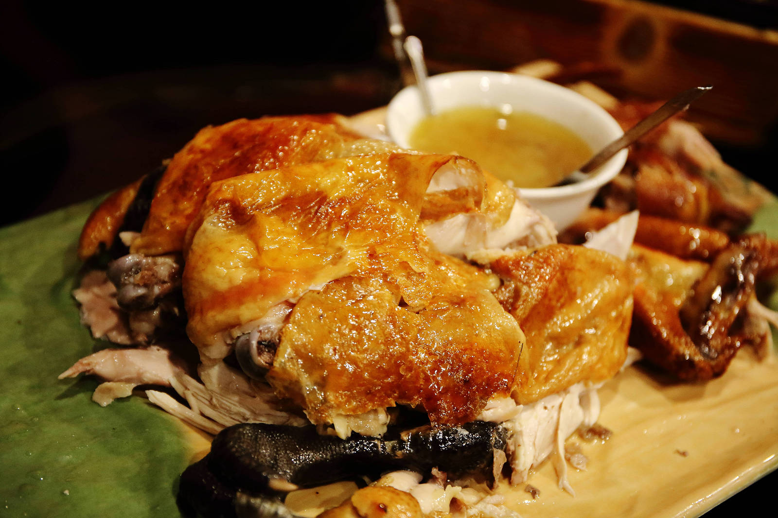 【關子嶺必吃】竹香園甕缸雞-仙草店,全台首創手剝甕缸雞x山產x合菜料理,開門就排爆!! - 第17張圖 【關子嶺必吃】竹香園甕缸雞-仙草店,全台首創手剝甕缸雞x山產x合菜料理,開門就排爆!!