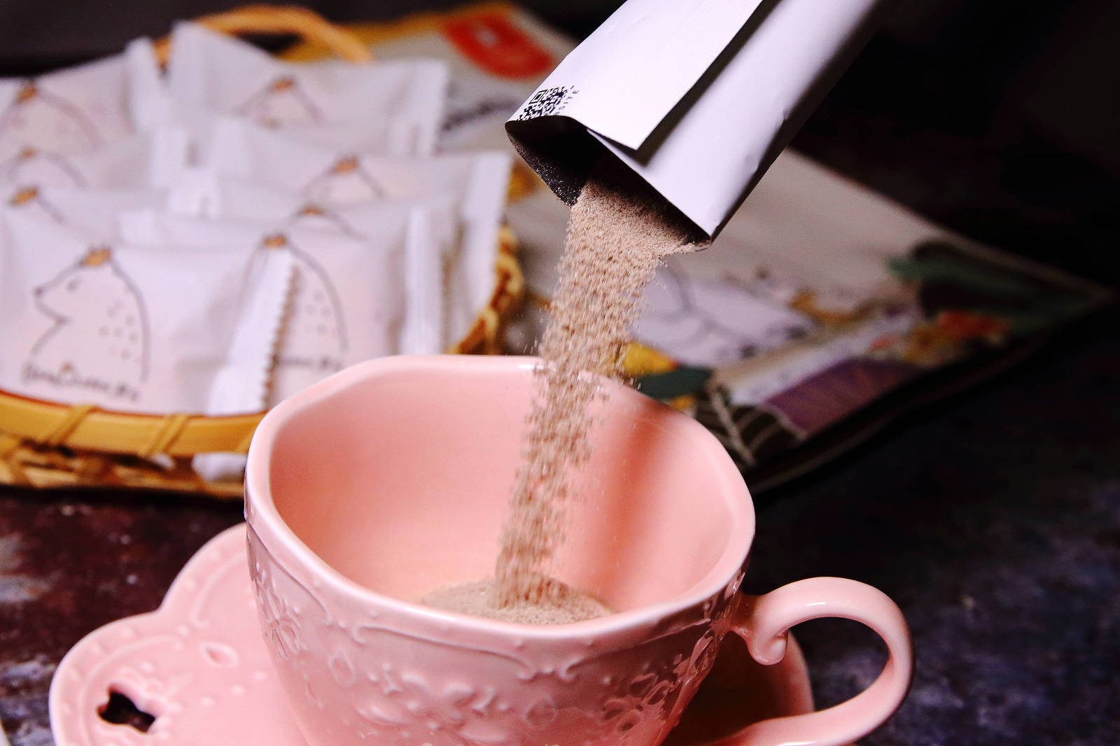 【2026台北伴手禮】台北赤峰街伴手禮-熊后牛軋餅、蛋捲禮盒，香酥奶濃不膩超對味，CP值高伴手禮、中秋送禮推薦！